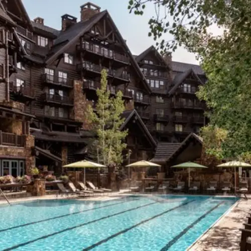 denver airport shuttle​ to The Ritz Carlton Bachelor Gulch
