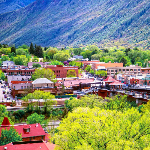 glenwood springs to vail shuttle​