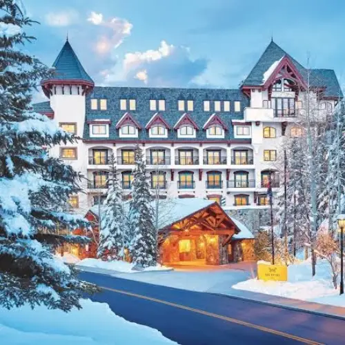 denver airport shuttle​ to the hythe hotel